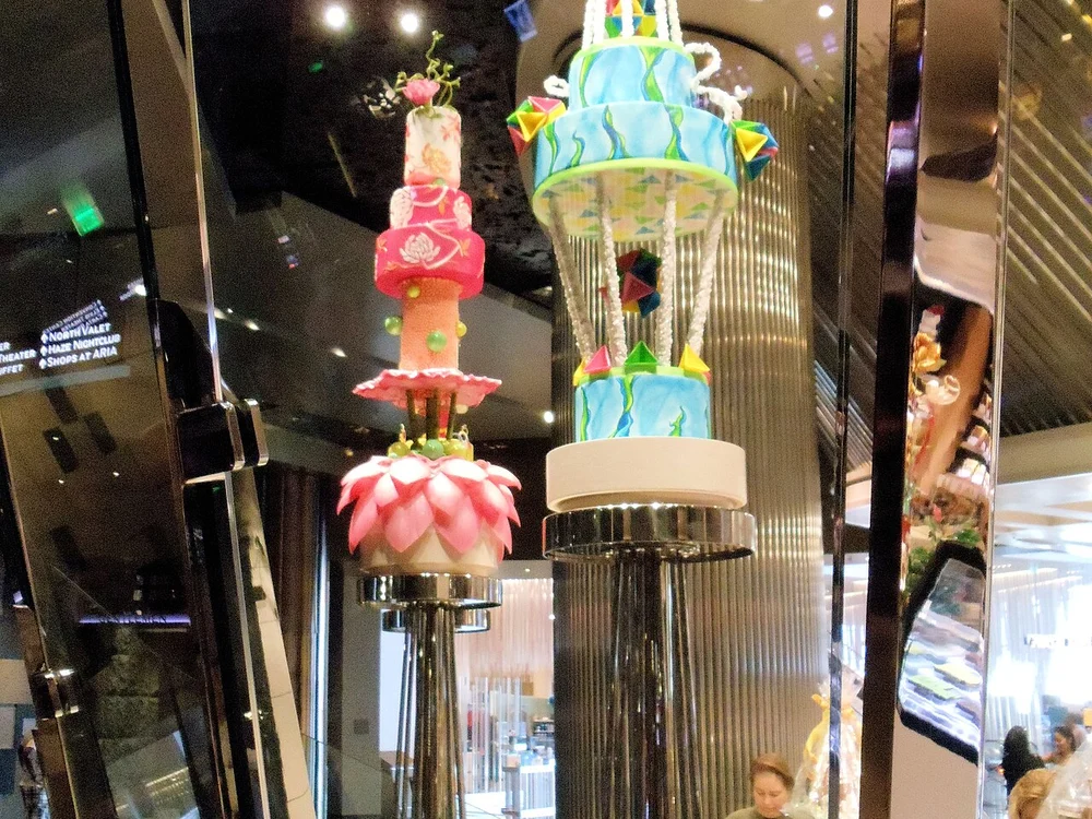 ARIA Resort & Casino Wayfinding Step 2: Lobby Water Sculpture