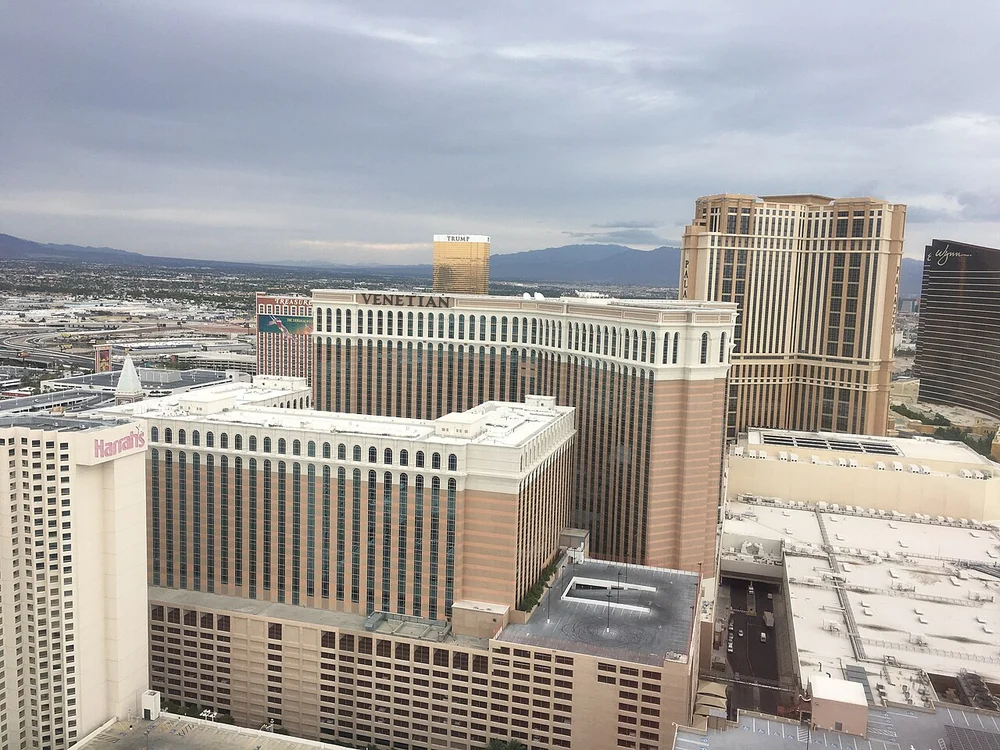 View from apex at 550 feet looking west over Caesars Palace and the Strip