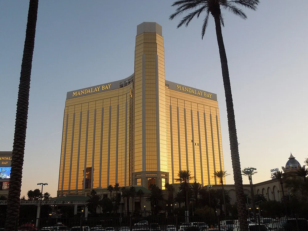 Mandalay Bay Resort & Casino Wayfinding Step 3: Beach & Tower Foyers