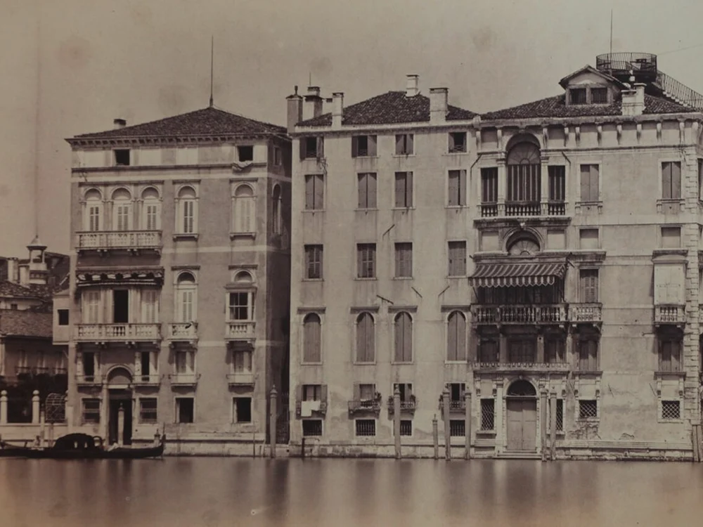 Venetian grand reception lobby with marble check-in desks
